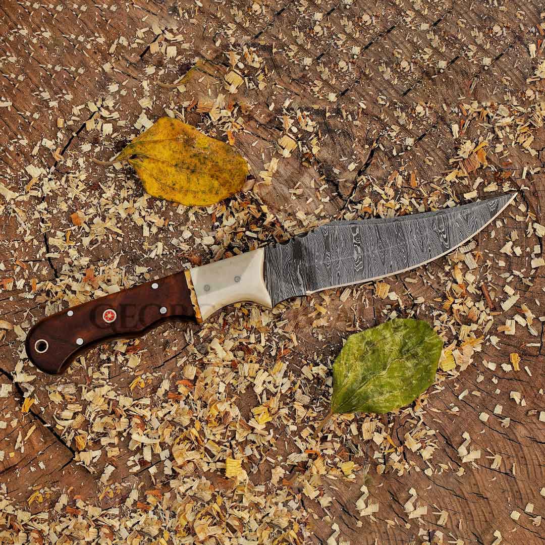 Frontier Spirit Damascus Steel Full Tang Knife