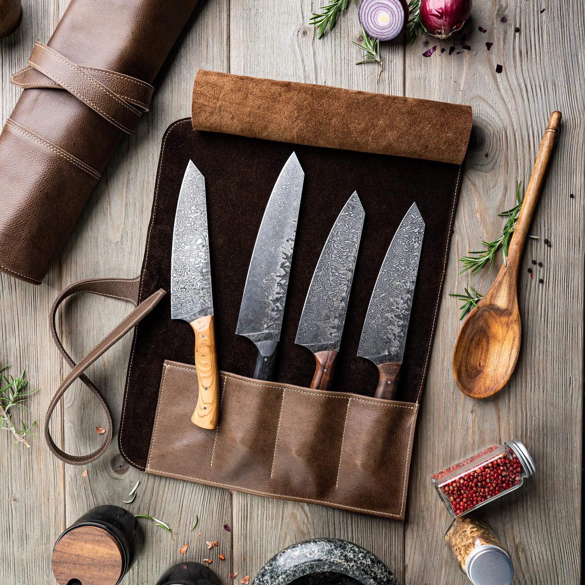 Leather knife roll