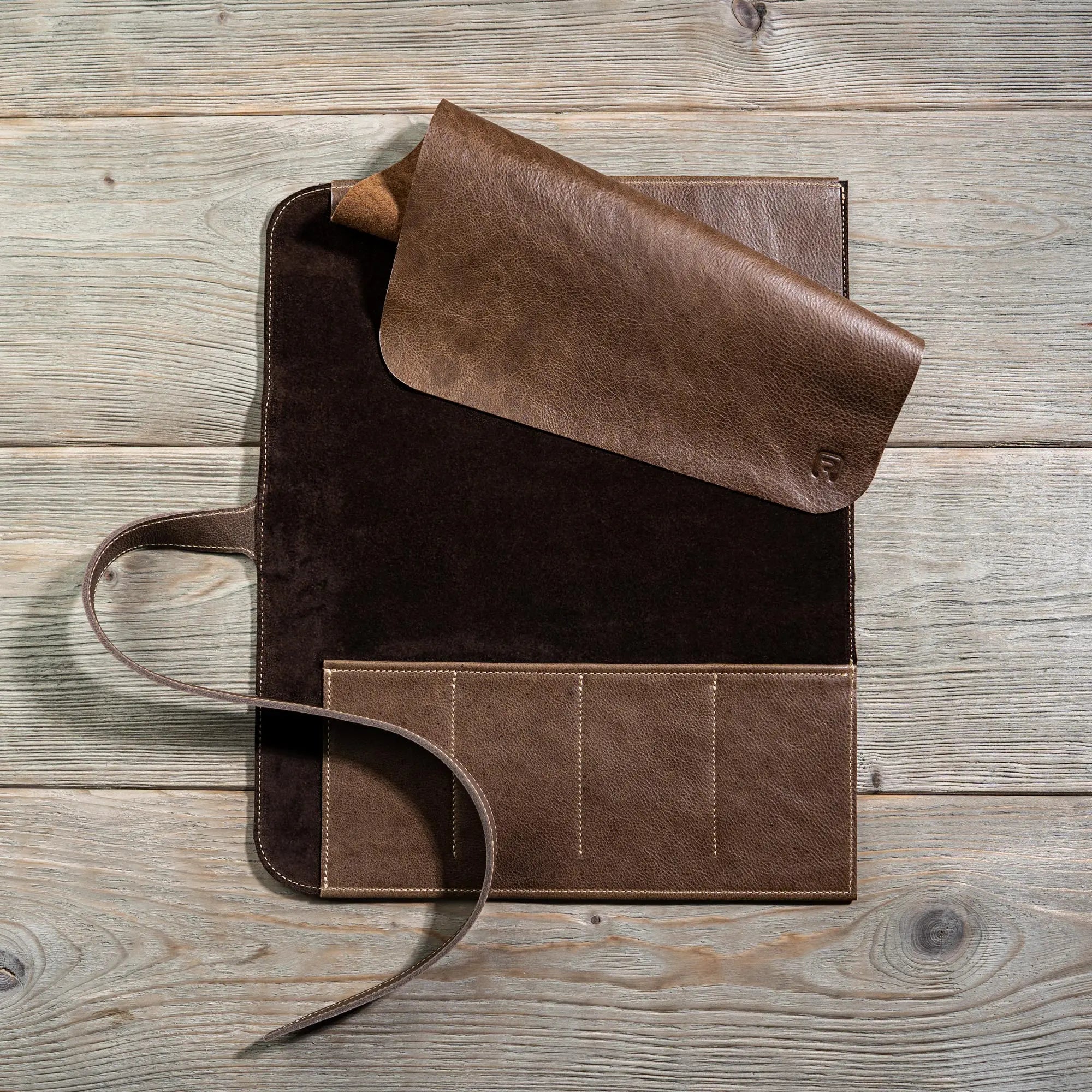 Klassische Messerrolle - 4 Plätze 