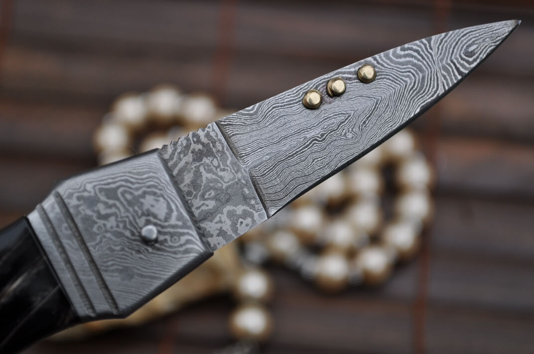 Lockback Folding Pocket Knife