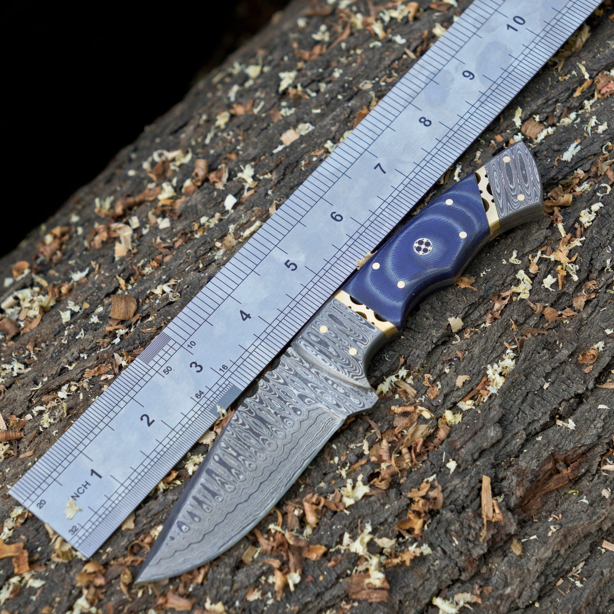 The Frostbite Damascus Outdoor Knife