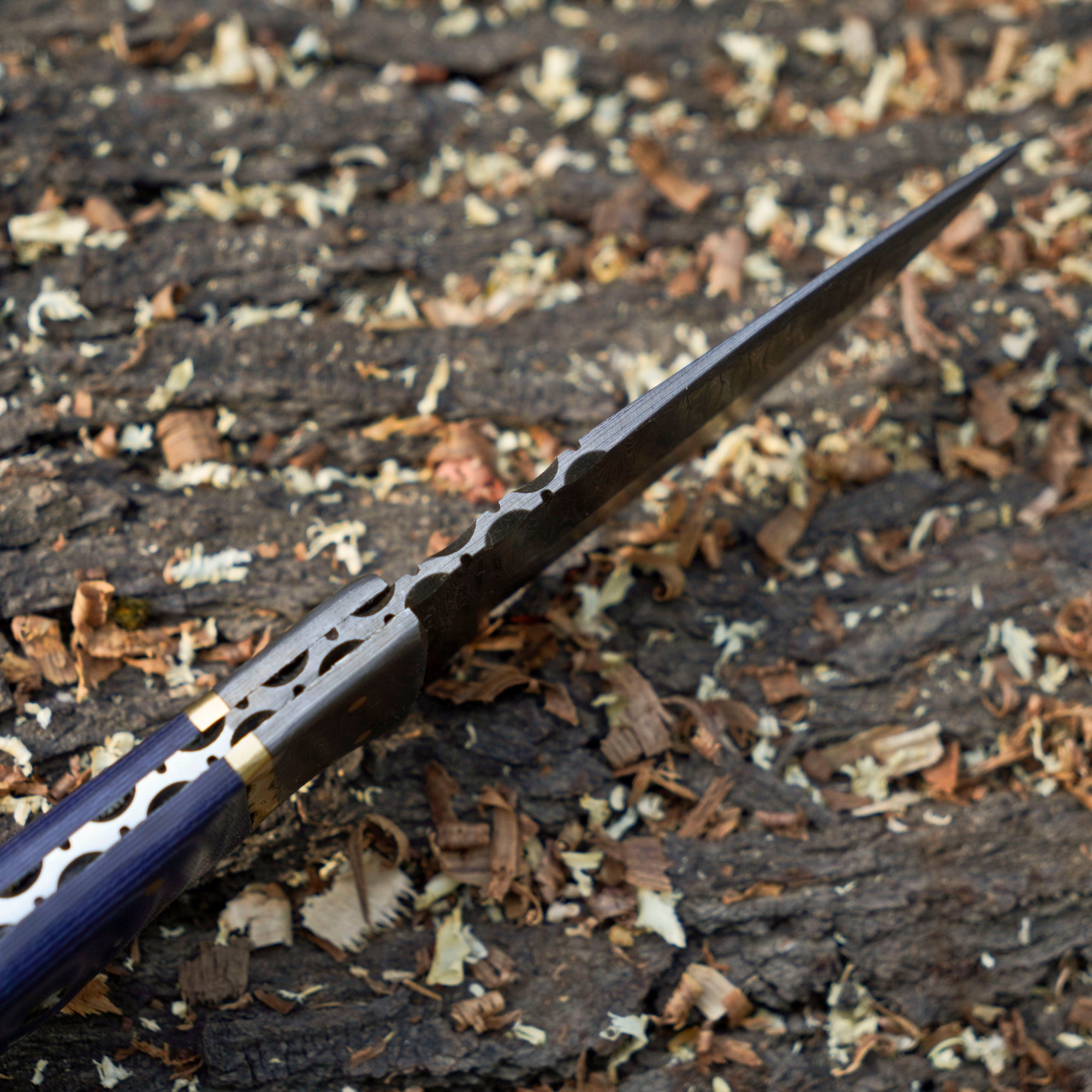 The Frostbite Damascus Outdoor Knife