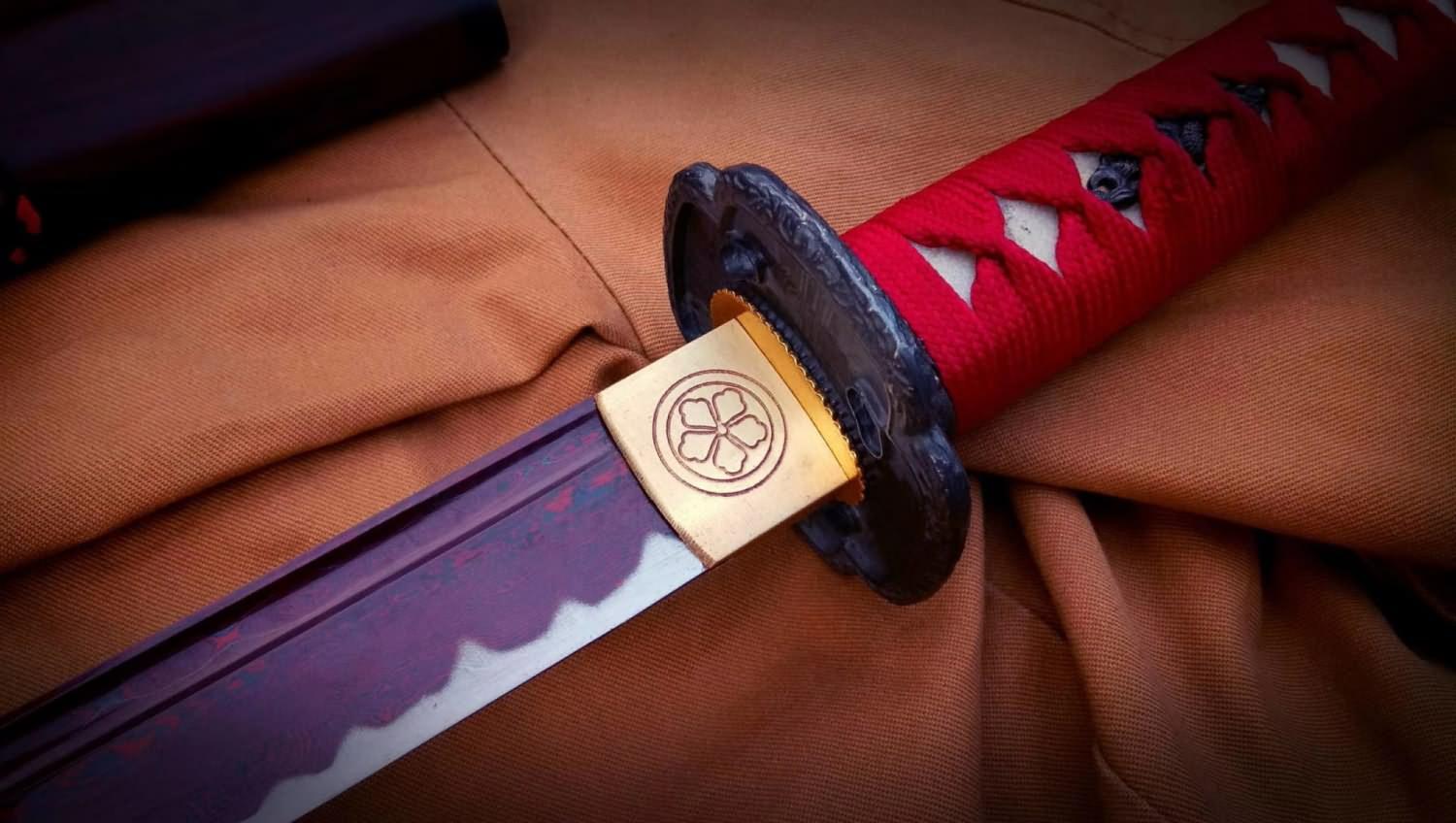 Red Surface Damascus Steel Japanese Katana