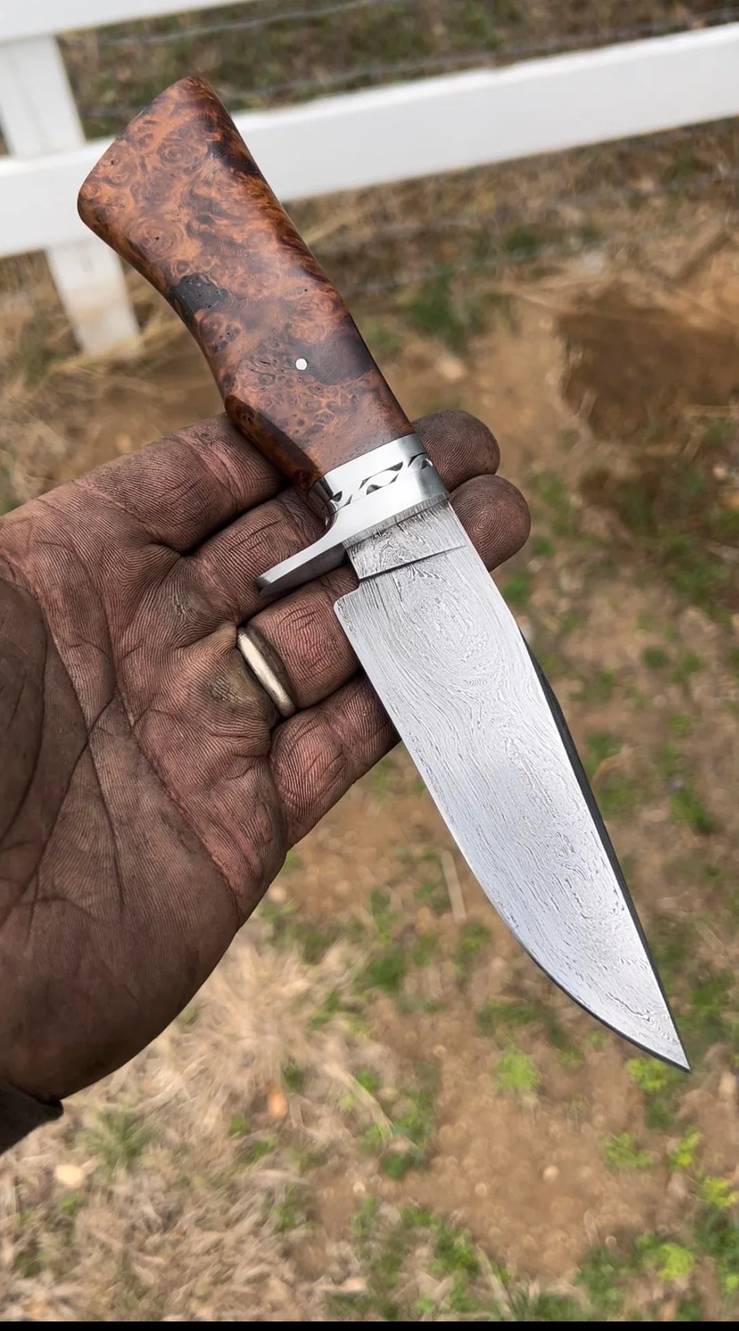 Outdoorsmen Engraved Damascus Knife