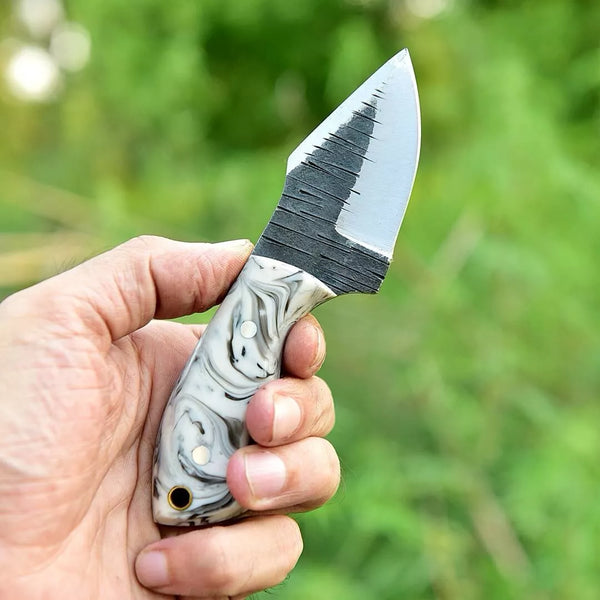 Resin Handmade Steel Skinner Knife